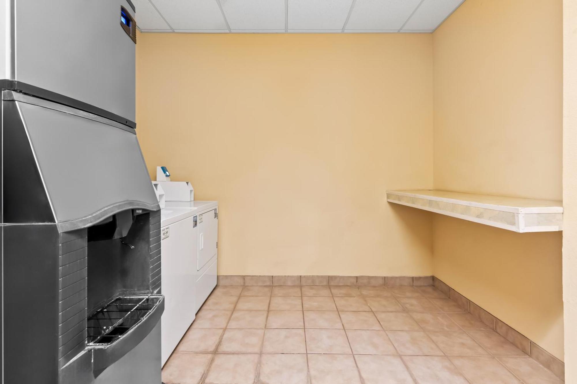 Comfort Inn & Suites Elk City Εξωτερικό φωτογραφία